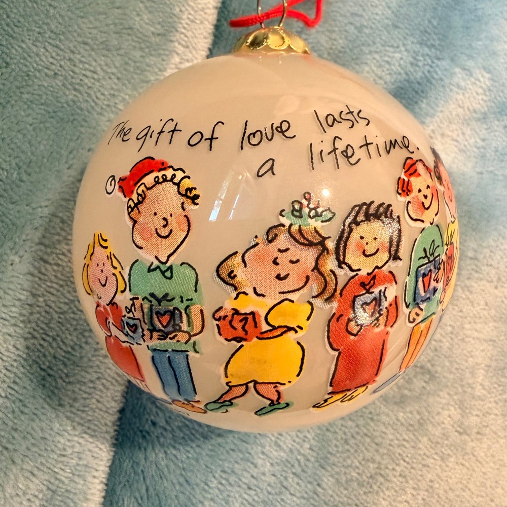 Sally Huss 2003 The Gift of Love Lasts a Lifetime Glass Christmas Ornament Boxed